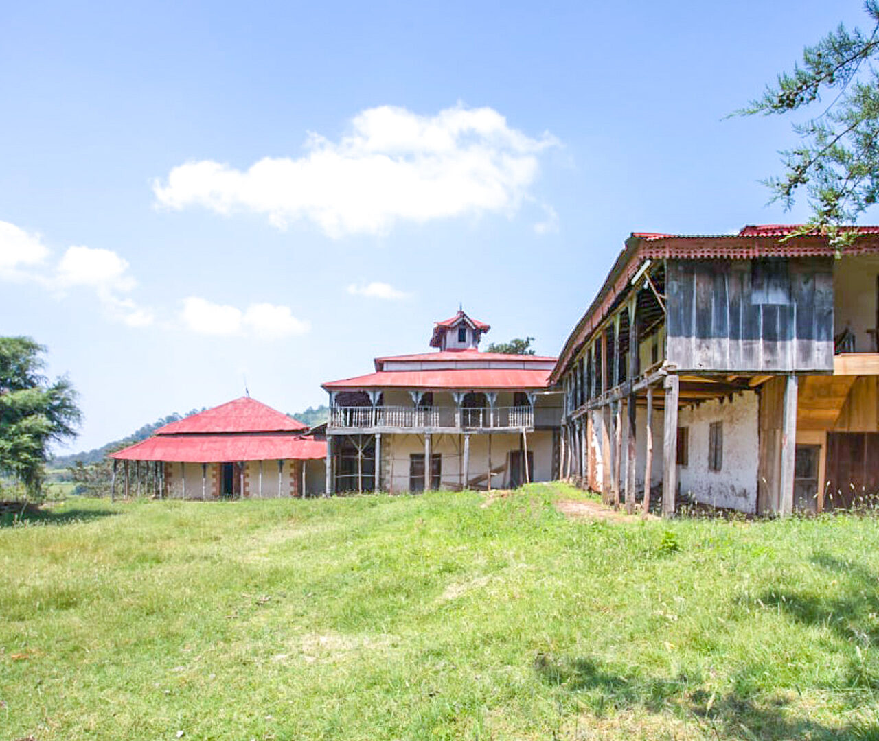https://visitoromia.org/arabic/wp-content/uploads/2018/09/Abajifar-1-1280x1080.jpg