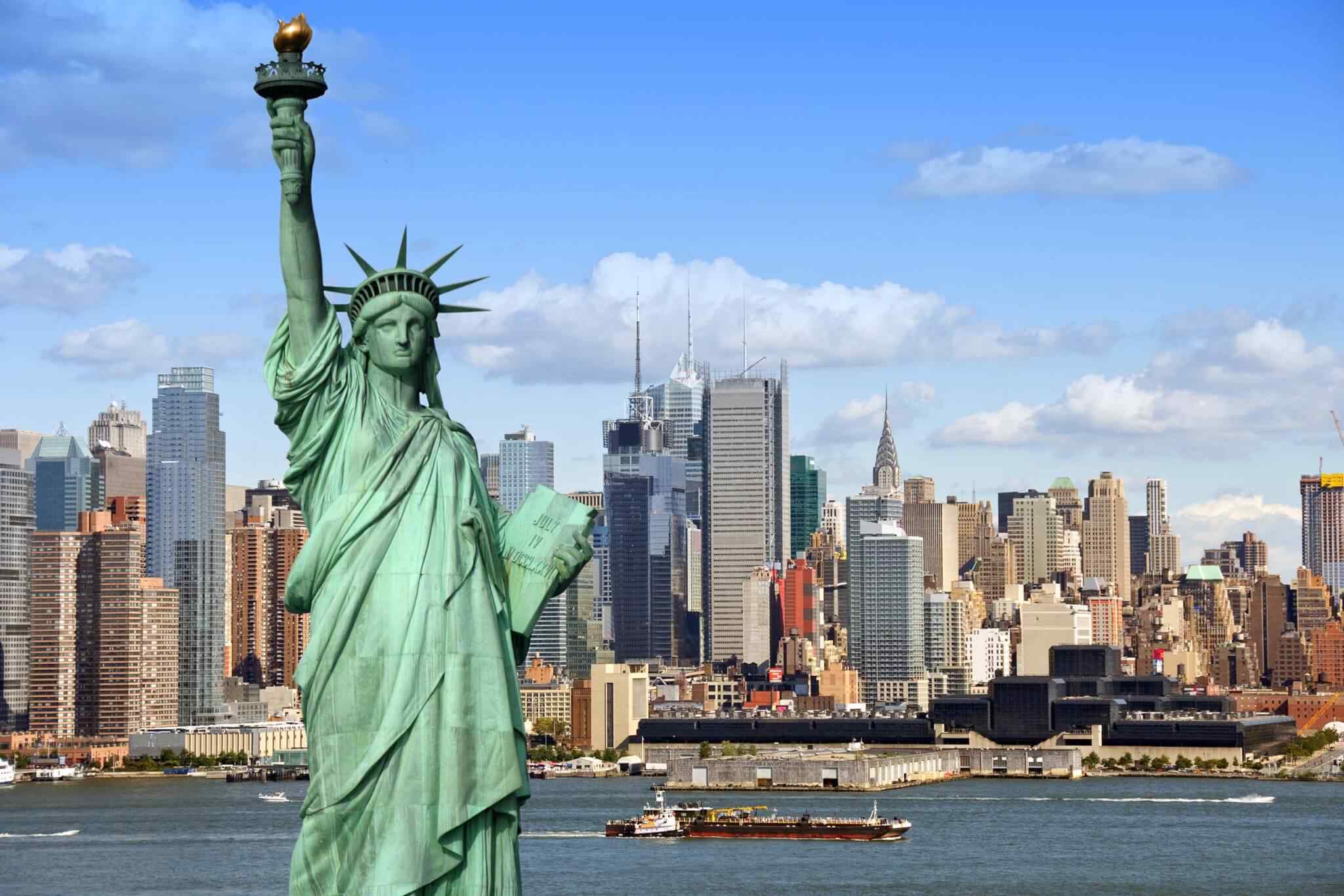 https://visitoromia.org/arabic/wp-content/uploads/2018/09/destination-new-york-01.jpg